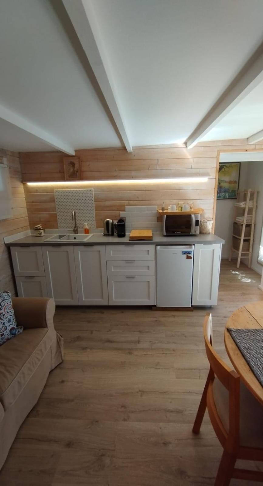 La Bergerie Des Colles Bed & Breakfast Entrecasteaux Екстериор снимка